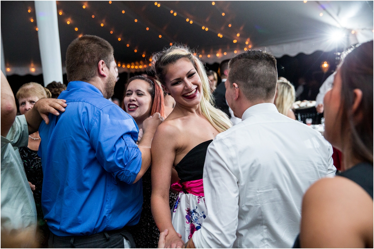 Zukas-Hilltop-Barn-Wedding-Four-Wings-Photography_0094.jpg