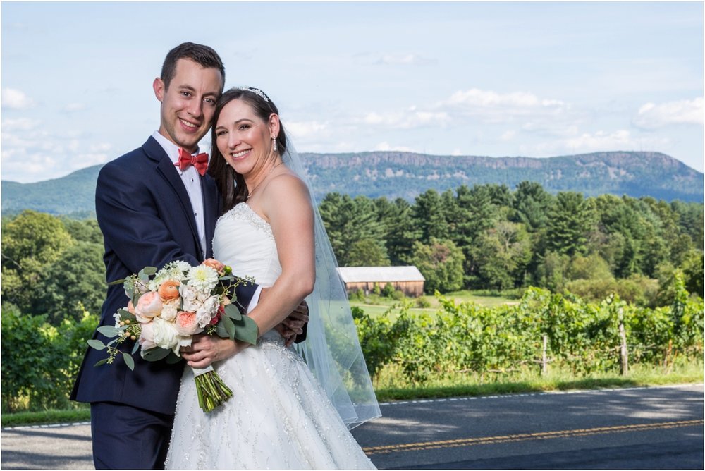 Black-Birch-Vineyard-Wedding-Four-Wings-Photography_0040.jpg