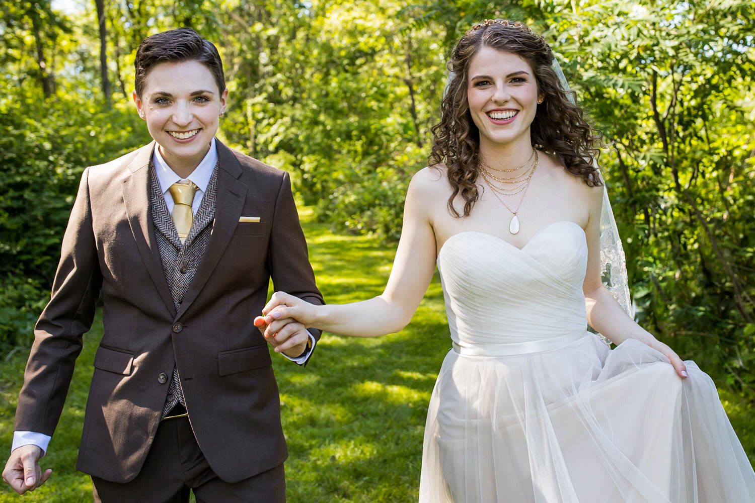 The-Red-Barn-at-Hampshire-College-Wedding-Four-Wings-Photography-19.jpg