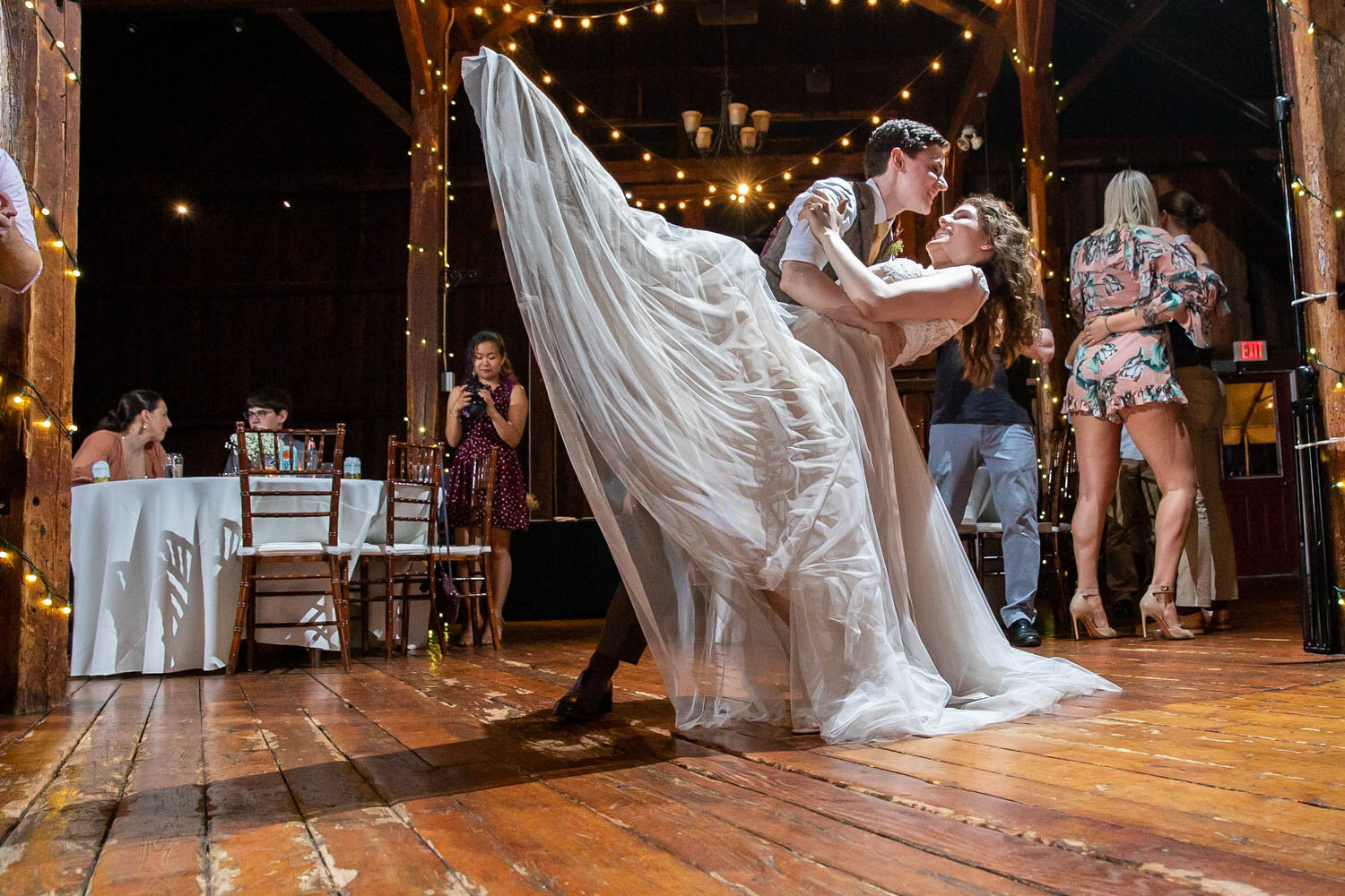 The-Red-Barn-at-Hampshire-College-Wedding-Four-Wings-Photography-39.jpg