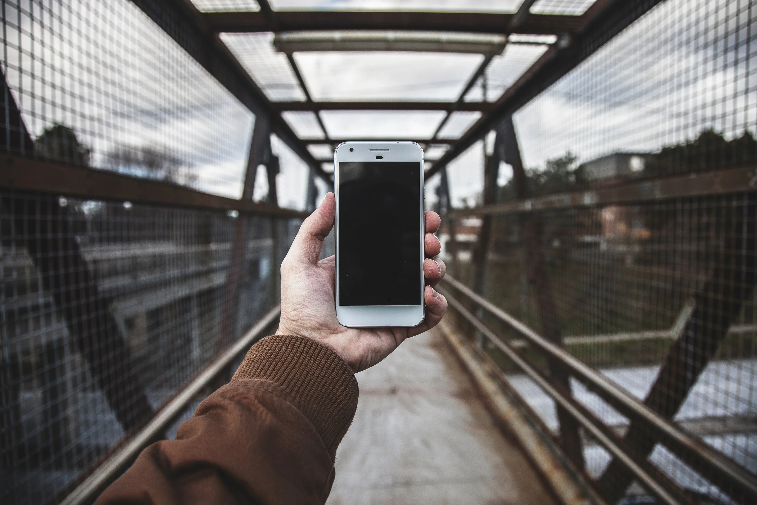 Posting the wrong kind of content could turn your audience off and cost you followers. Dark or unpublished page posts allow you to test new content. (Photo credit: Justin Main via Unsplash)