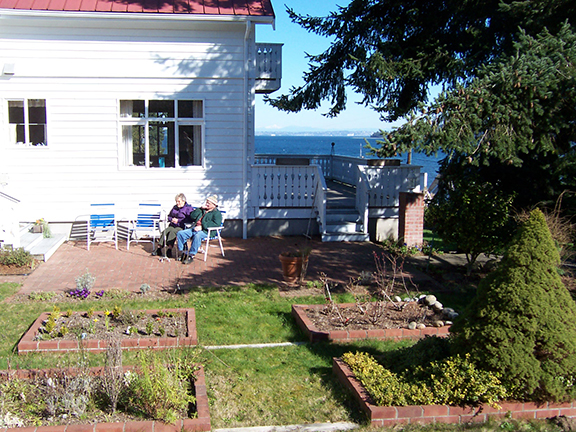 Existing entry courtyard