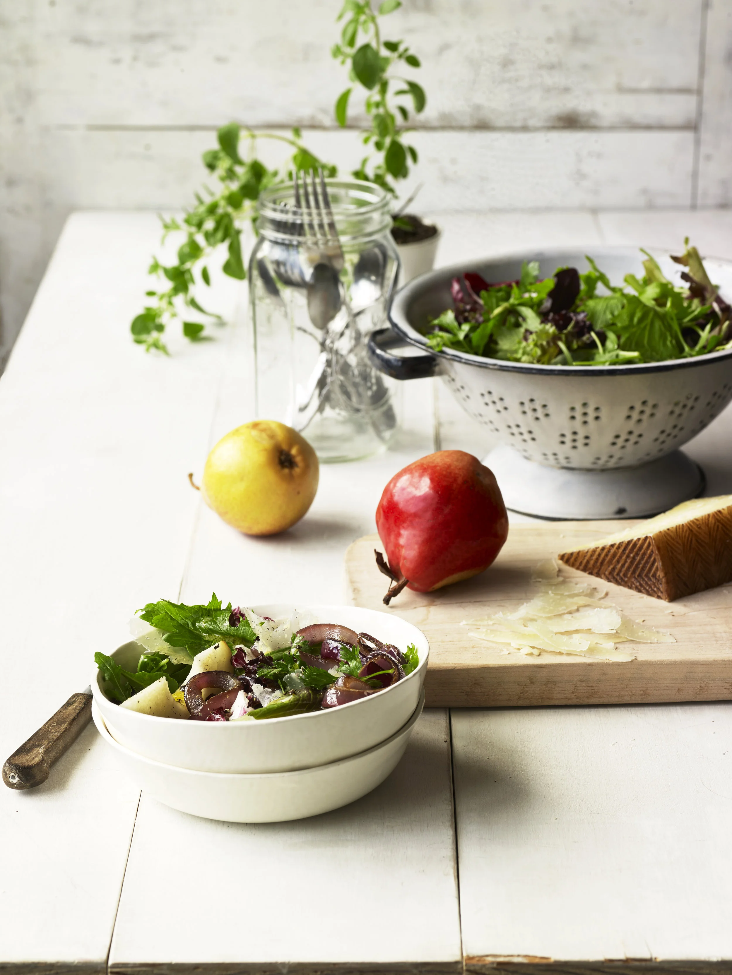 543_Ch9_Pear_Manchego_Salad 1.jpg