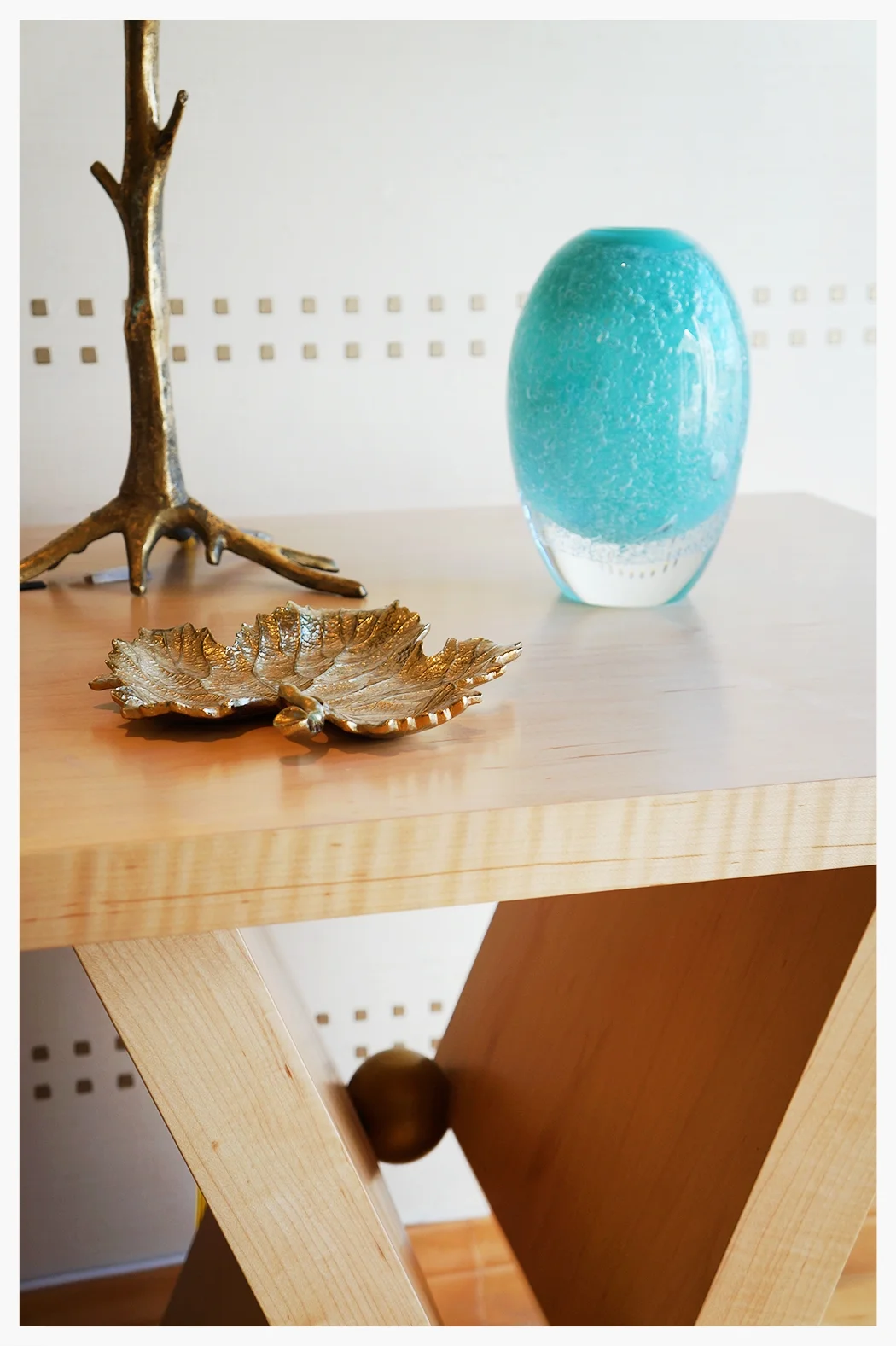 SideTable.jpg