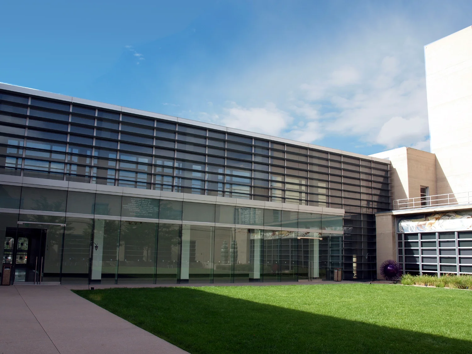 Colorado Springs Fine Arts Center, Tryba Architects (prior to establishing Janco Designs) Photo: Janco Designs