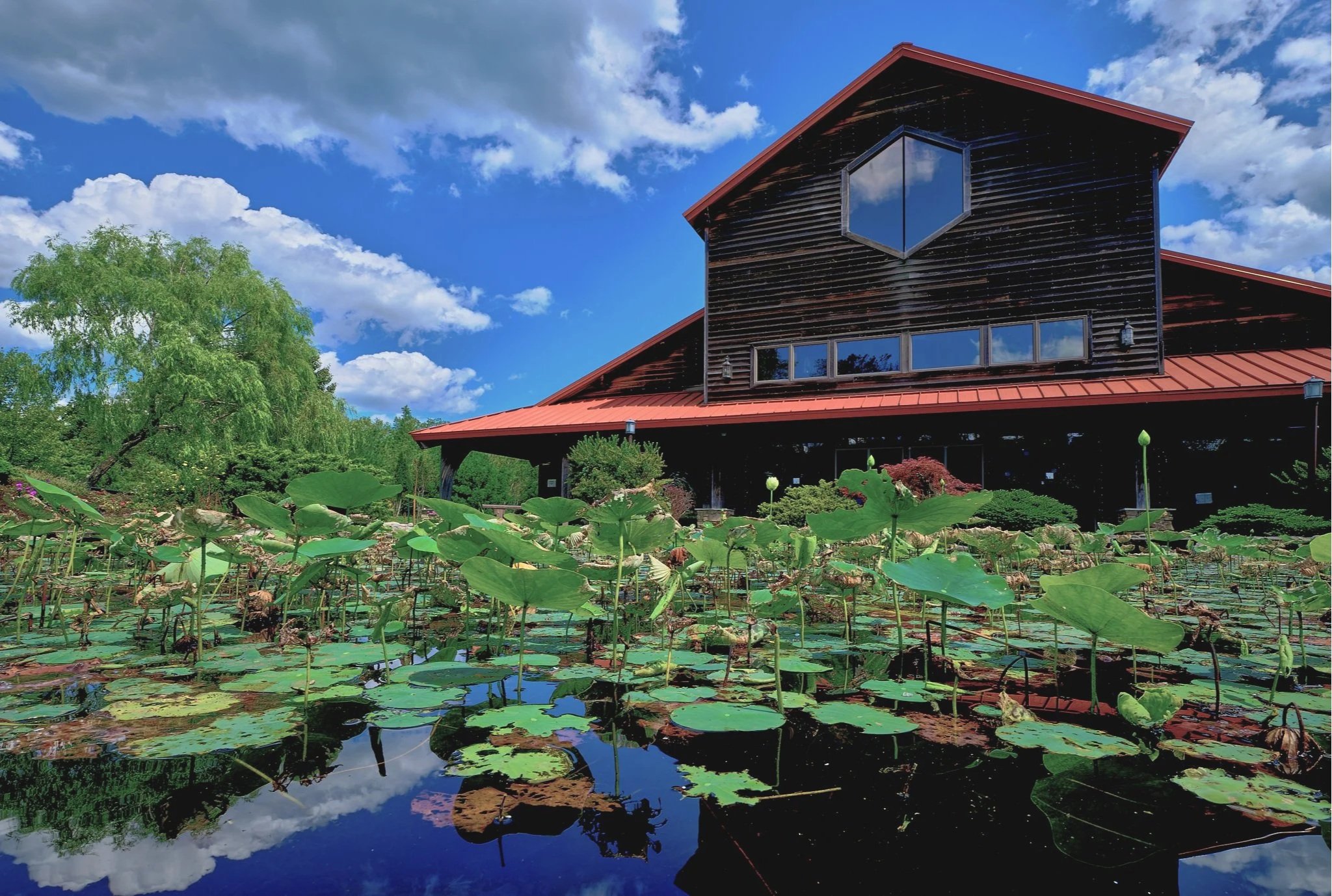 OVERNIGHT SEASONAL RETREATS