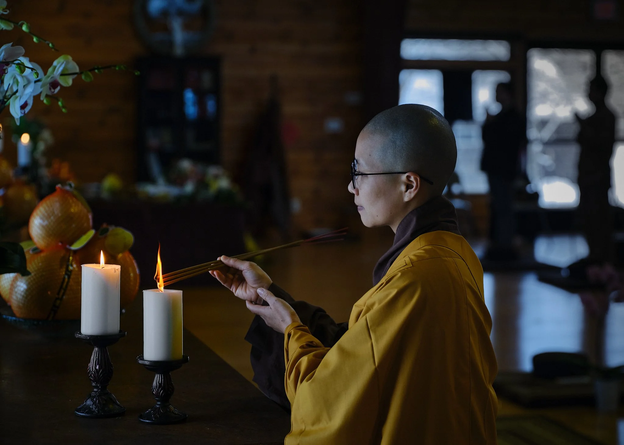Sr Wonderful Vision Lighting Candle.jpg