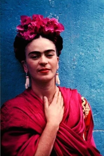 2036_110d_frida_kahlo_large.jpg