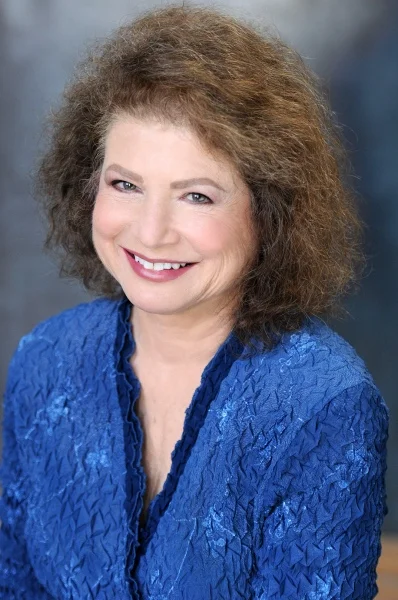 Elainewebsize_8520retouch_1 copy_Fotor.jpg