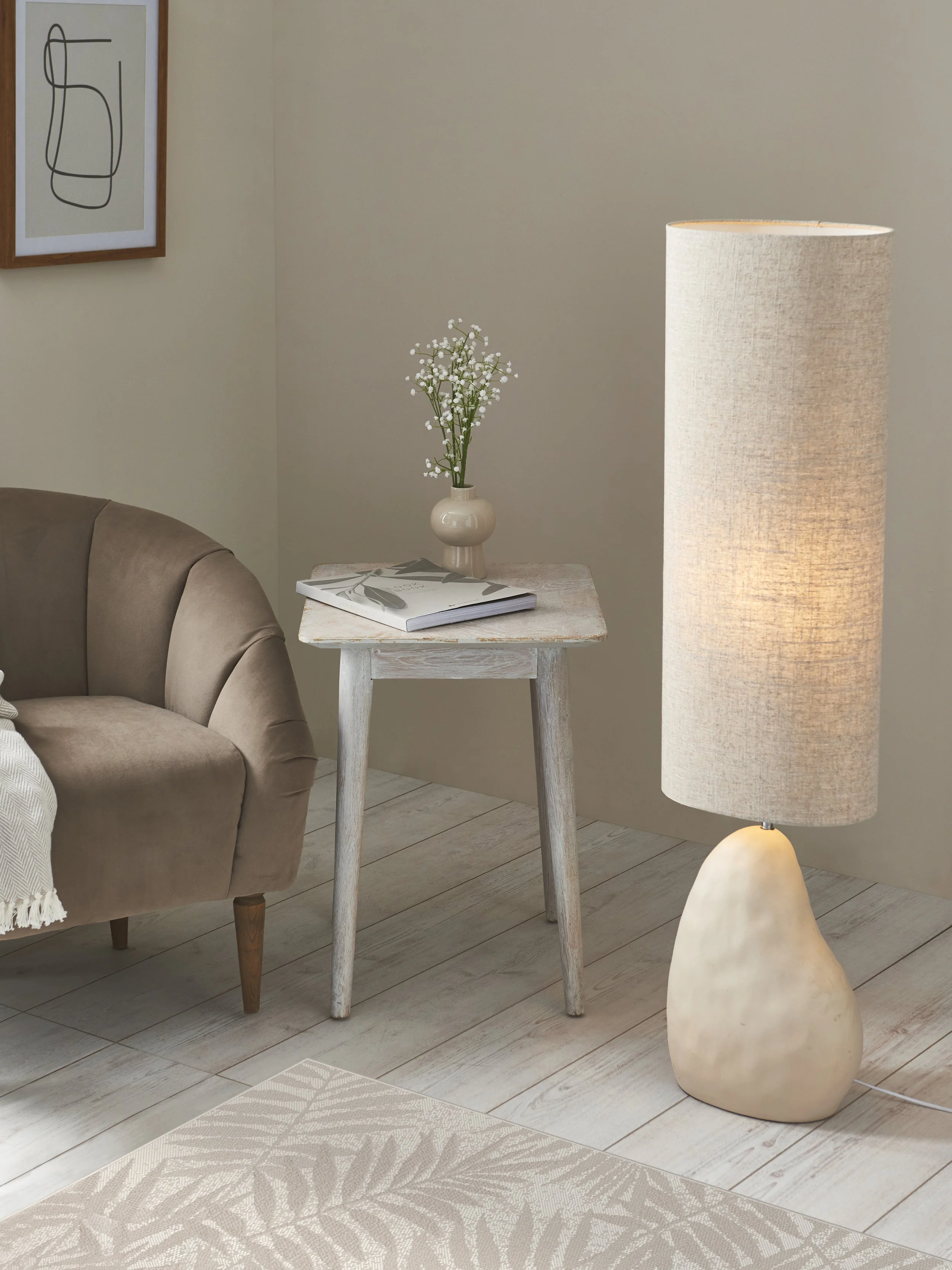 102699_Pebble_Asda_420 1.jpg