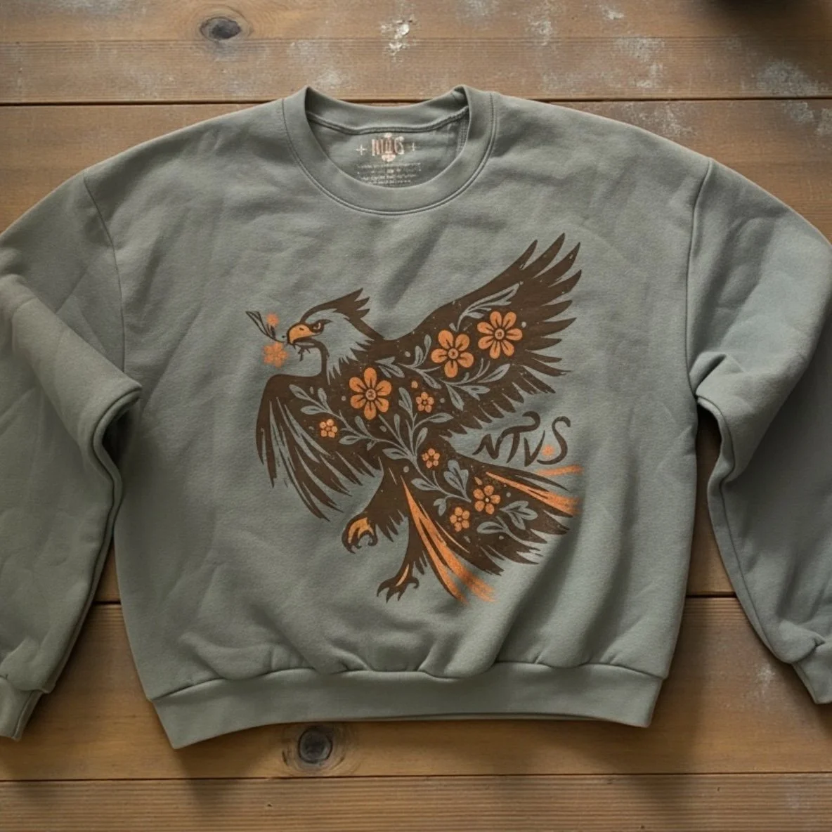 Women's Ojibwe Floral Thunderbird Crop Crewneck