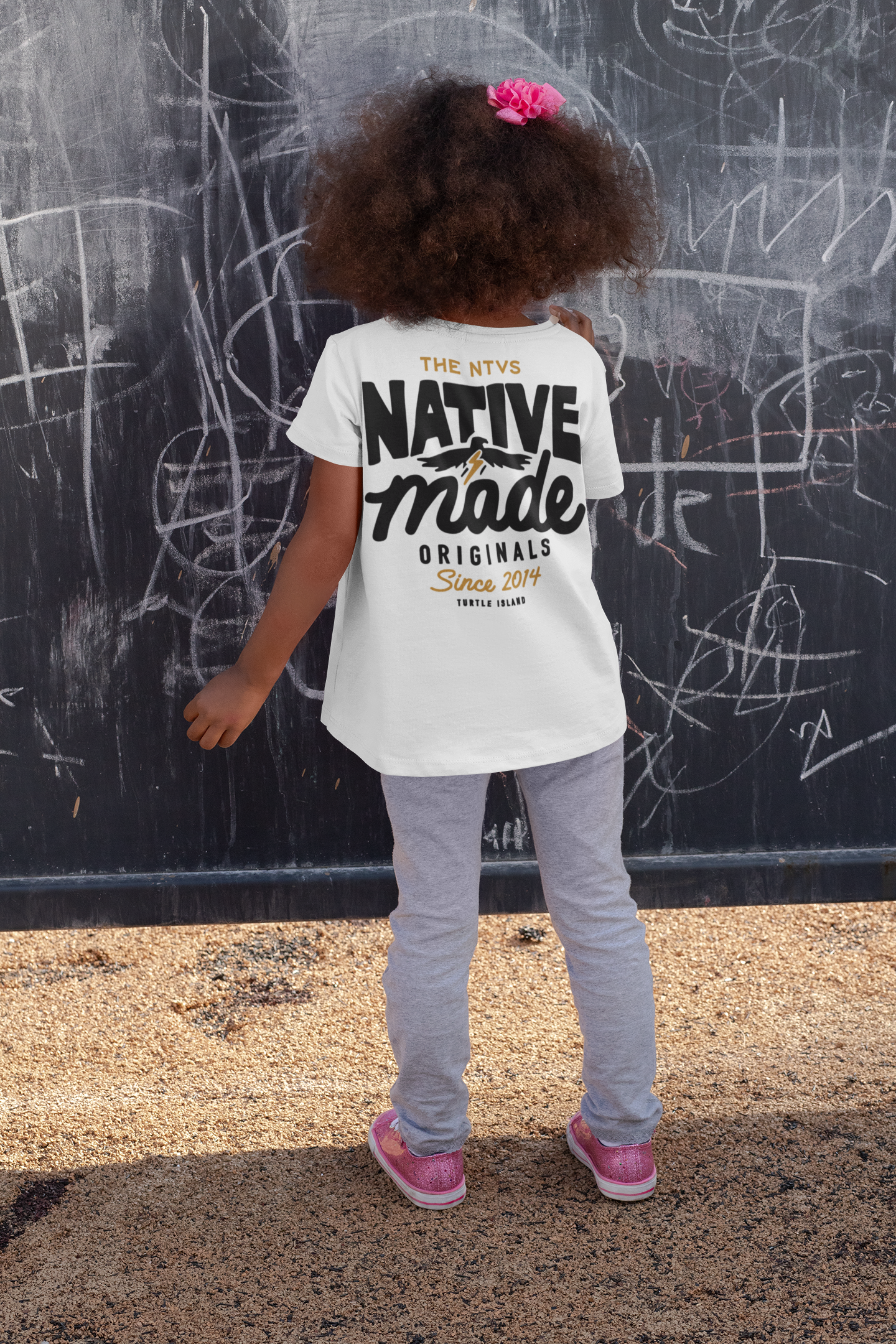 back-view-t-shirt-mockup-of-a-girl-drawing-on-a-wall-32180.png