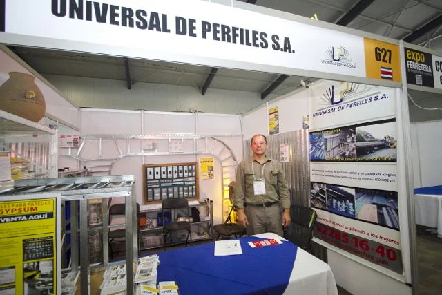 Universal de perfiles.jpg