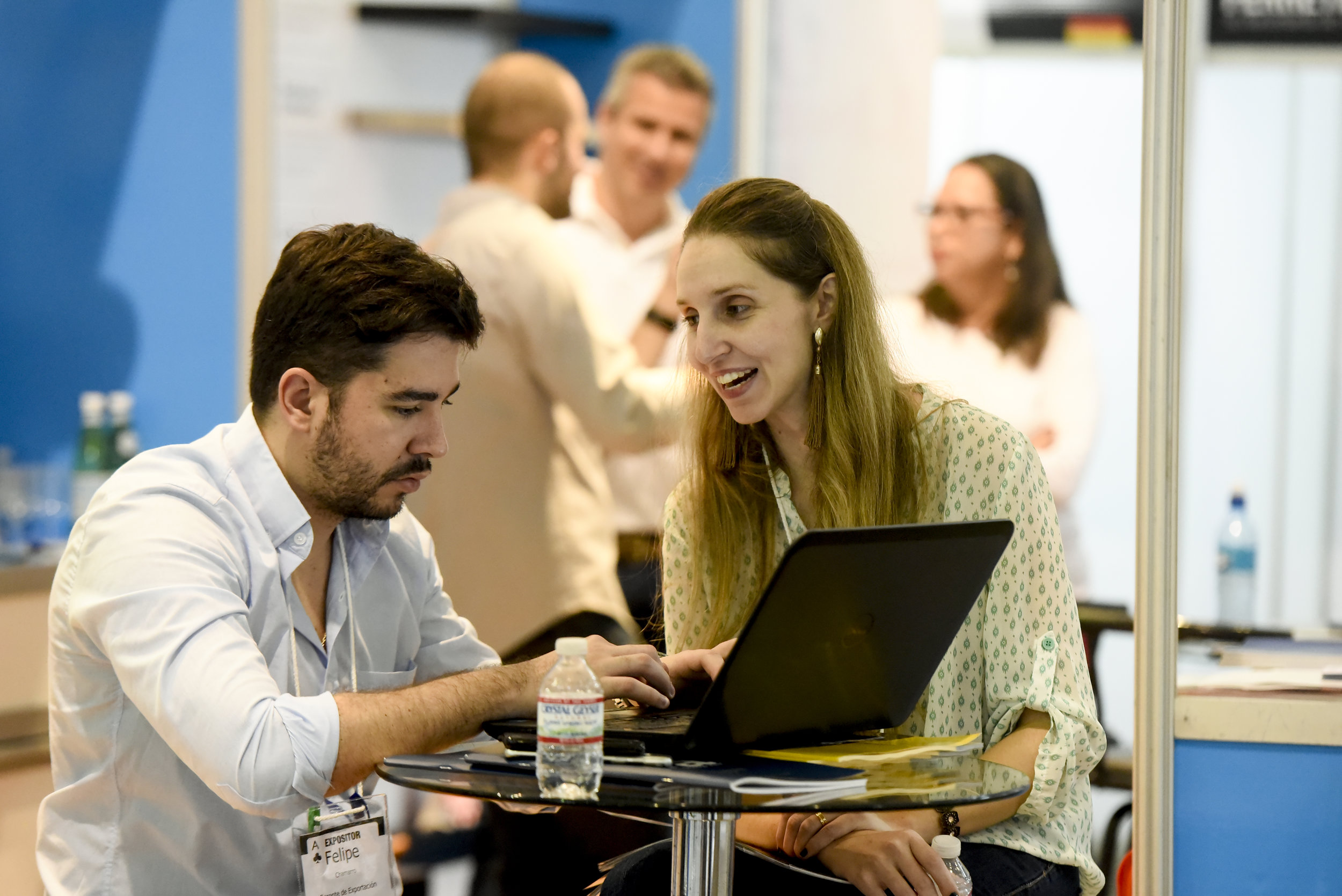 ¿Cuánto cuesta que un cliente nos dedique tiempo? Las ferias facilitan y reducen ese costo.
