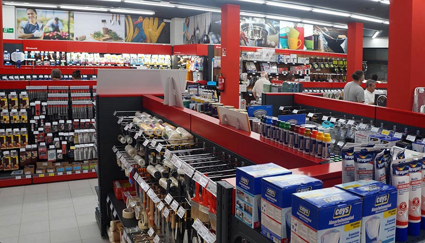 Hay negocios ferreteros que mantienen un apartado de ofertas en sus tiendas y colocan los productos con cierto atraso de rotación.