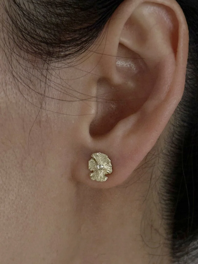 francesca-lacagnina-18k-gold-white-diamond-cypress-cone-rose-cut-stud-earrings-E044G18DI model-insta.jpg