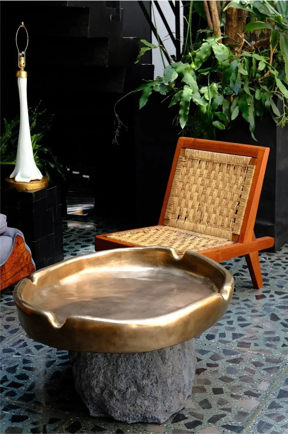 Ashtray Coffee Table 