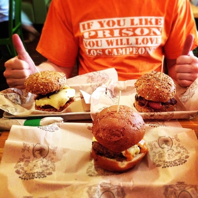 One of my pleasures: having burgers for lunch with my brother! 