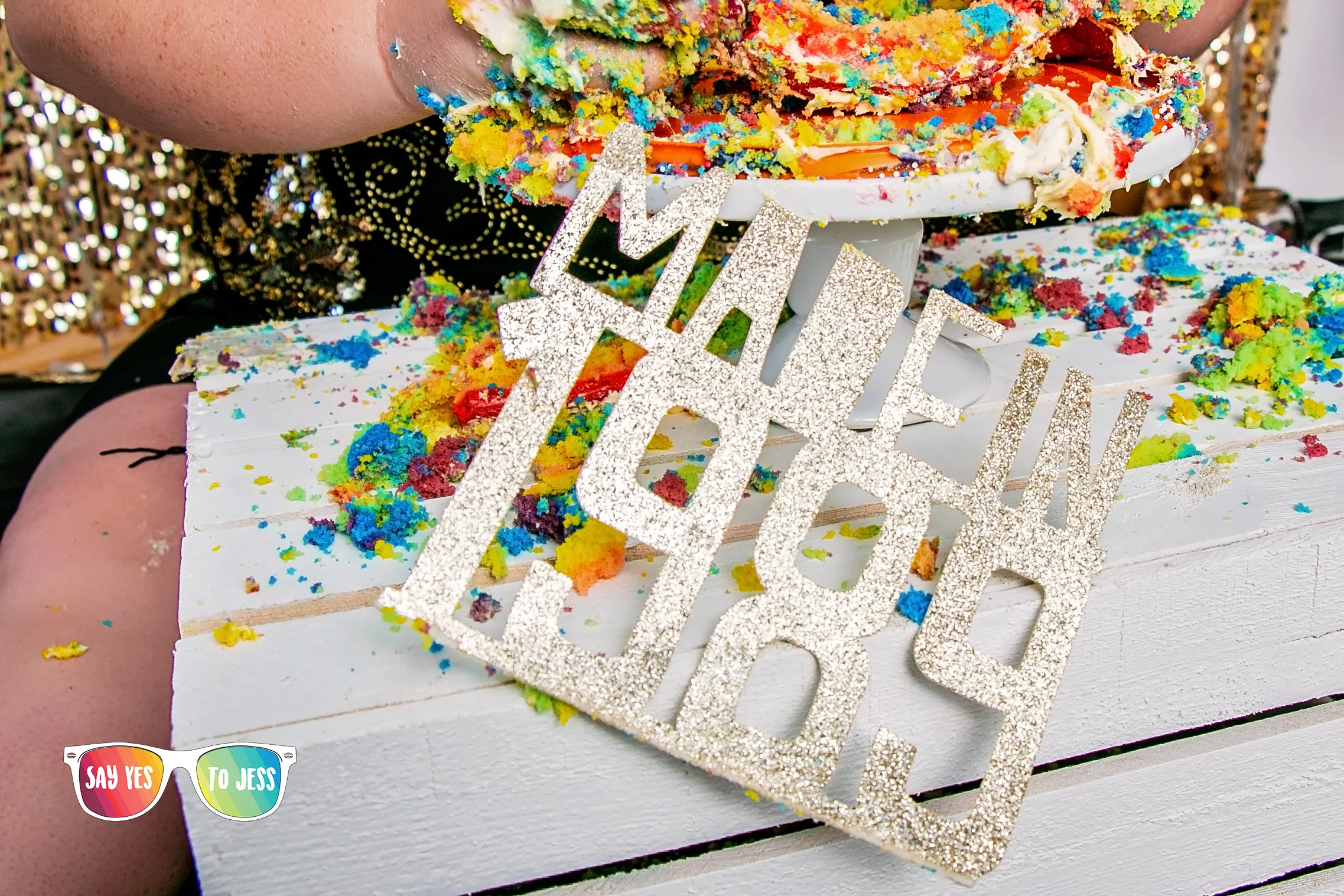 1989 kids turn 30 this year Birthday cake smash.jpg
