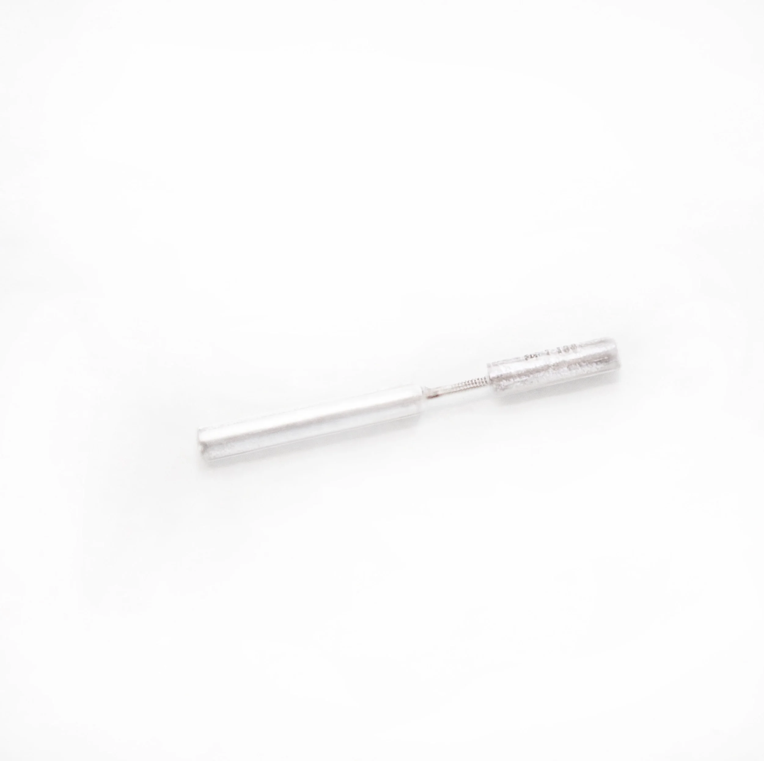 Bar-Earring_1-100_Velvit_4.jpg