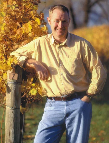 Steve Smith, M.W.