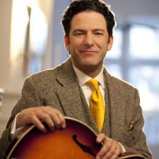 John Pizzarelli (photo: Gold Coast Jazz Society)