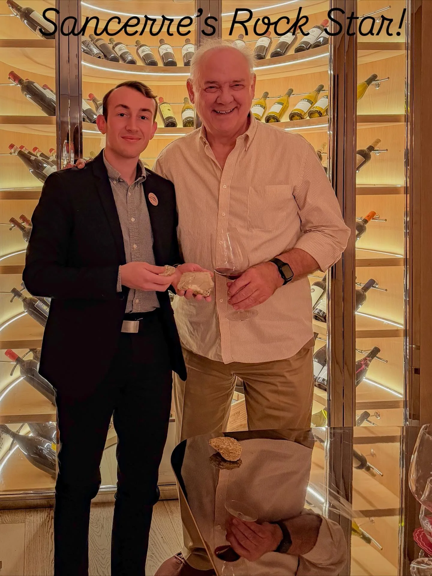 Armand Mellot, who loves the rocky soil of Sancerre and champions Sauvignon blanc wherever possible, joins me to send a few rocky Postcards in a Glass on the latest edition of the podcast. Great wine and an entertaining ambassador for the Loire! Podc