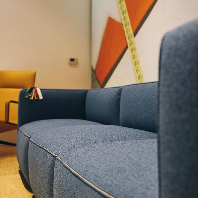 // Grand Raglan //
Comfort + Sophistication
By @andreuworld