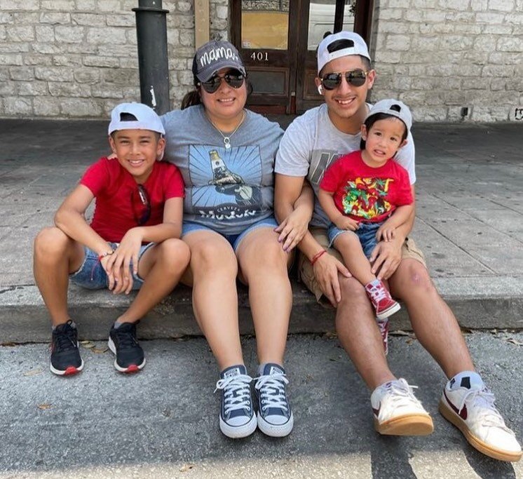 We want to thank #austin &amp; #pecanstreetfestival for the opportunity to meet great people and families during the festival. We appreciate the support and will be back in September! 🕶🕶 #texas #festival #iwantroot #sunnies