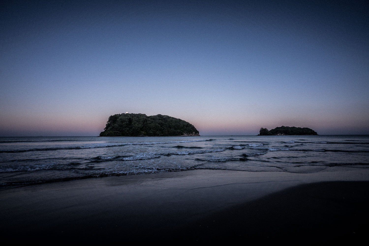 Hauturu and Whenuakura Islands