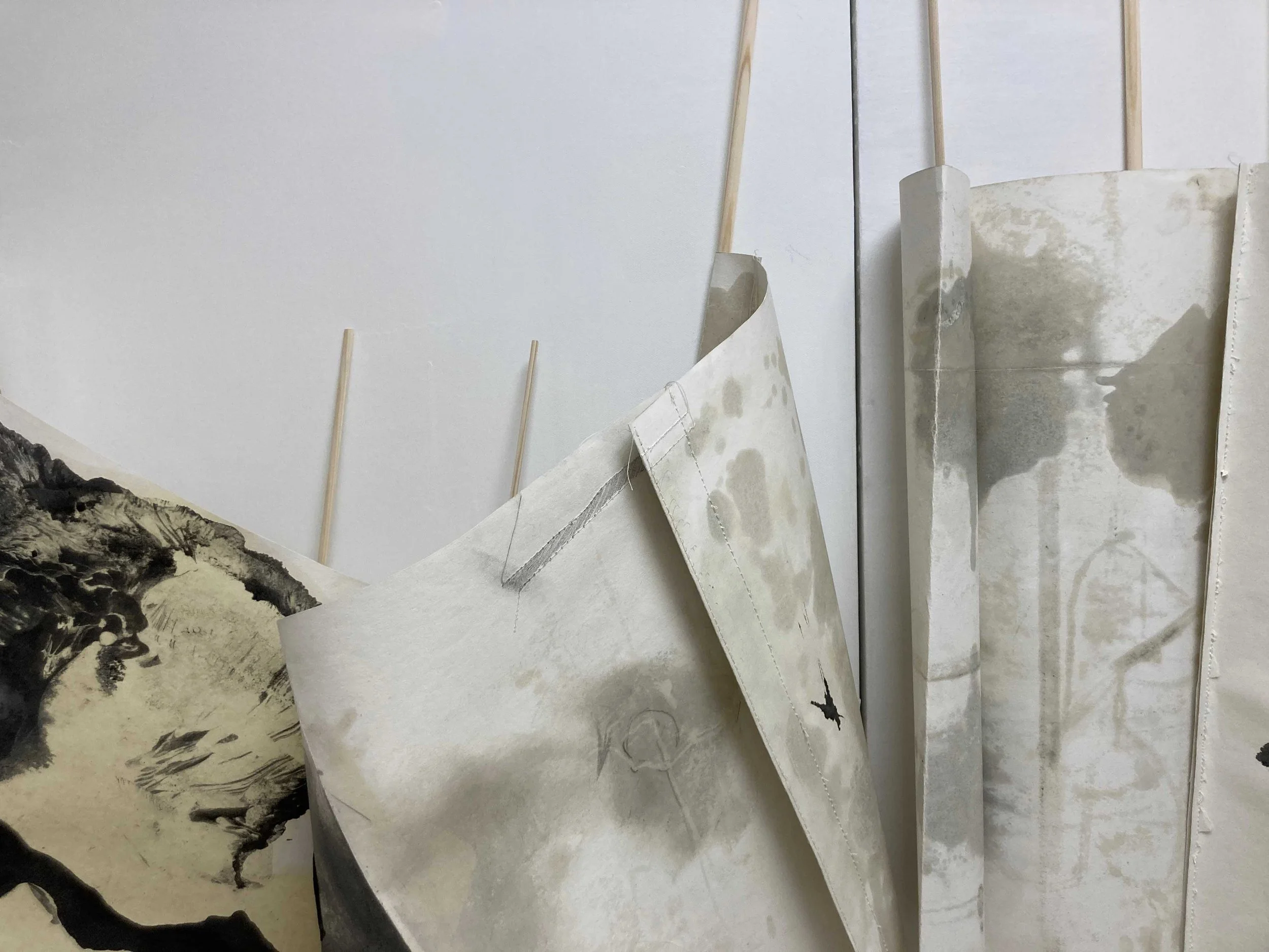 folded ones det 2.jpg