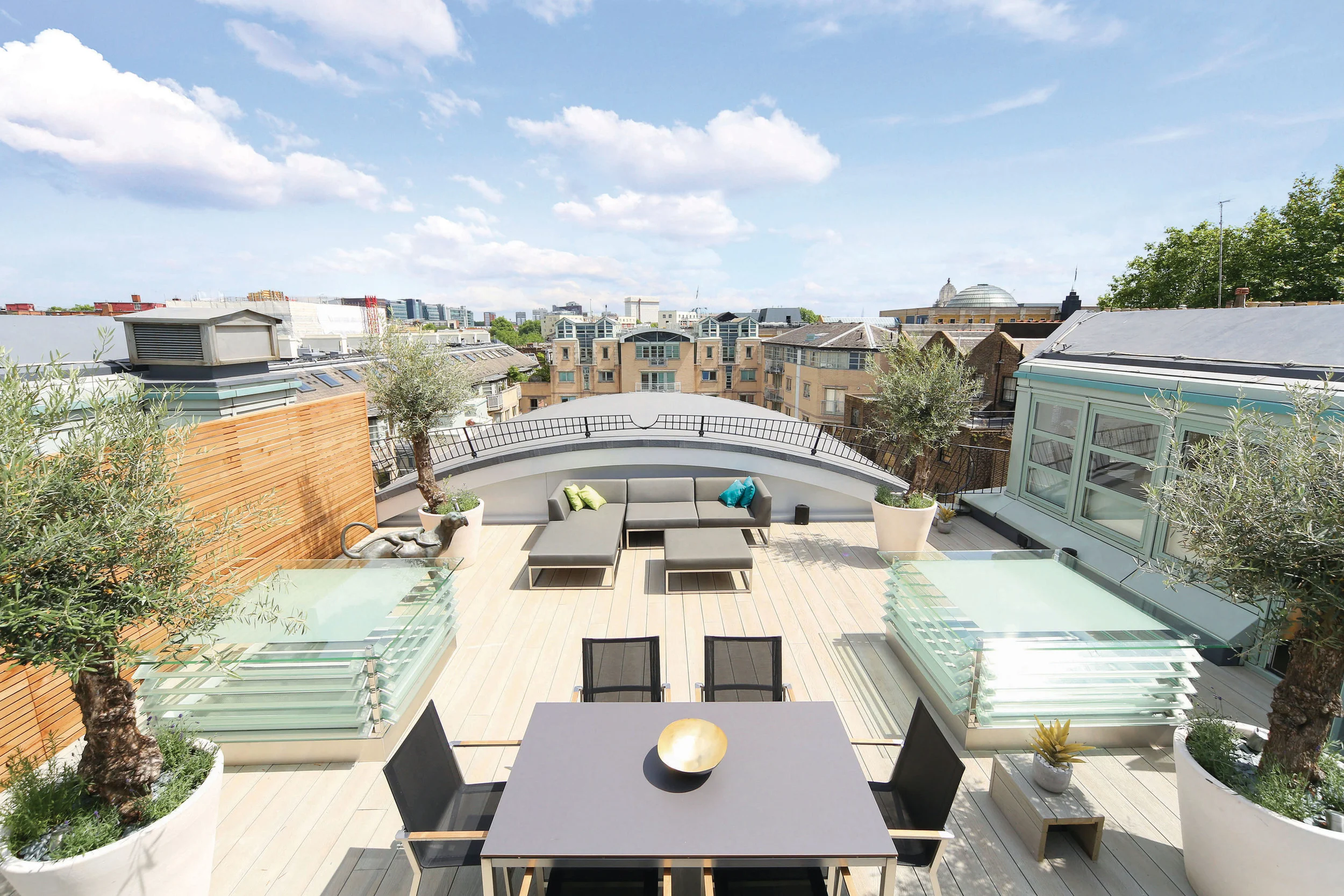 Kensington Gardens Square