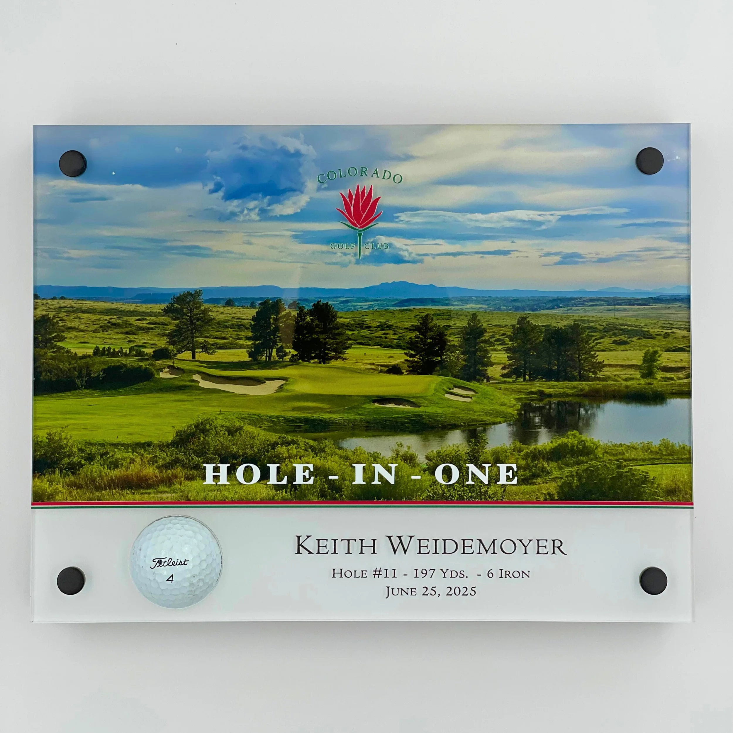 Standoff Hole-In-One Award With Ball Display