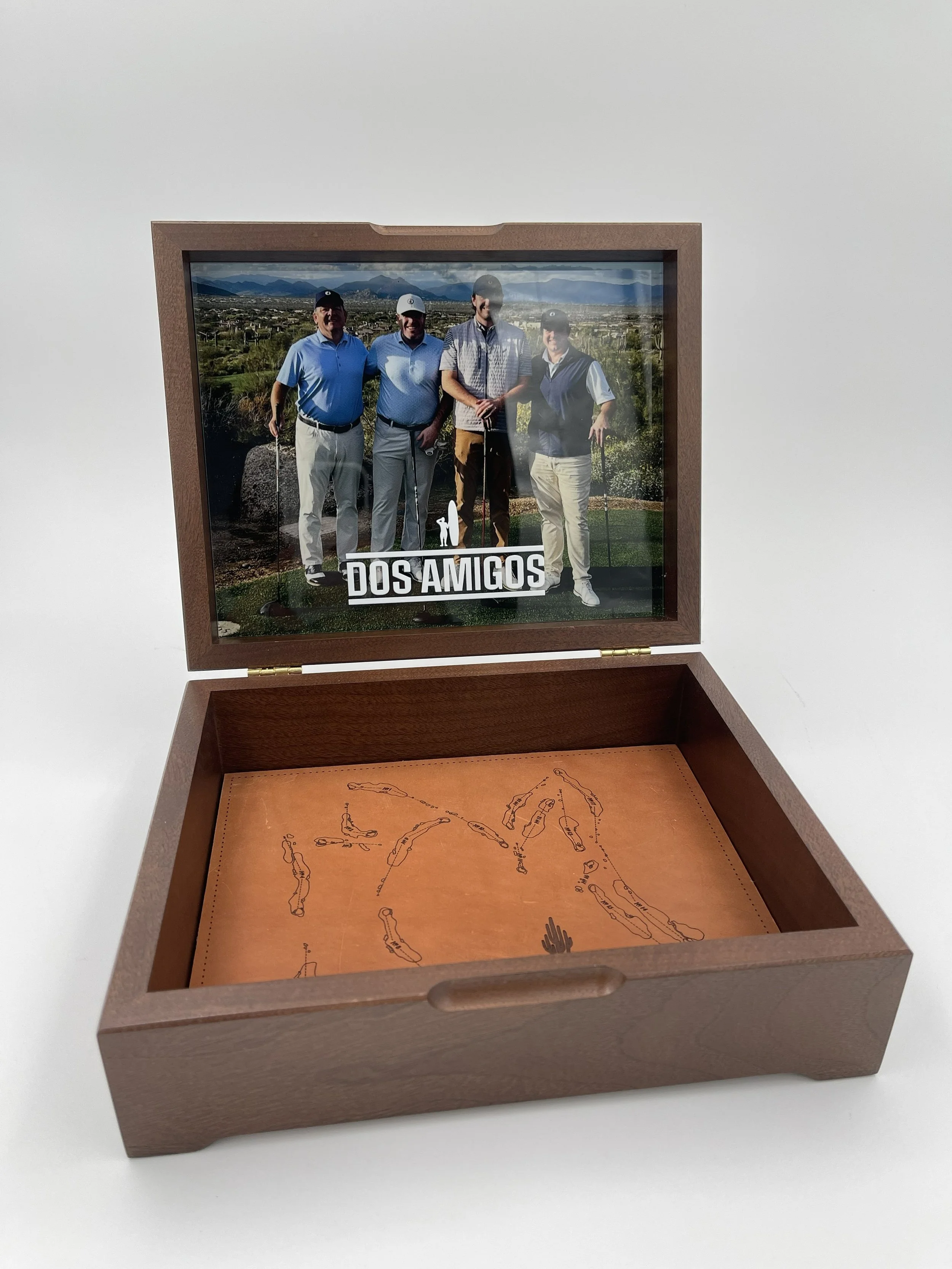 CustomBallBoxWithAcrylicDesignInterior (4).jpeg