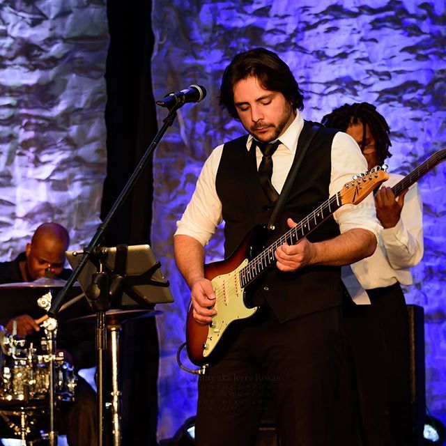 Playing my @andersonguitarworks S-Classic with pals @cecilmcbee_official,  @timfigg, &amp; @marceleastlive in @luckydevilsband last month, thanks @fotility for the great shot!
#guitar #sandiego