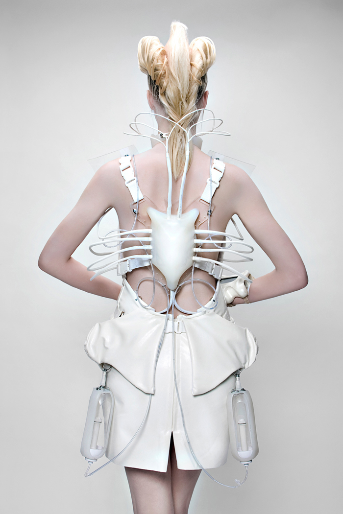 visualatelier8-Anouk Wipprech-3.jpeg