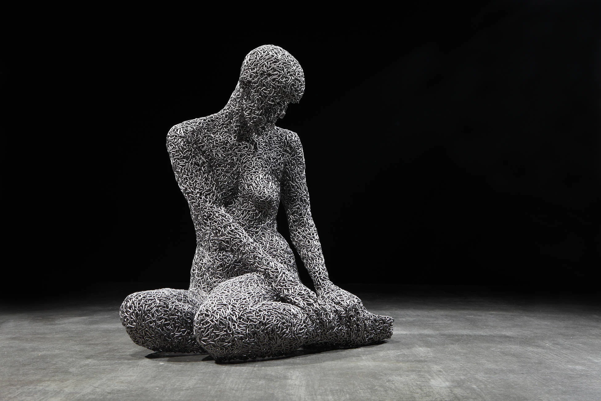 despair-205-70x70x90-cm-stainless-chain_g3x2_0_0_1950.20170206184554.jpg