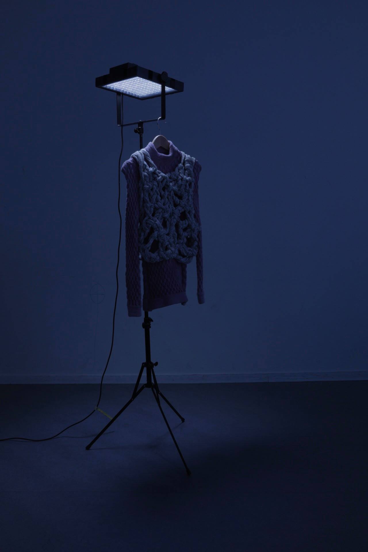 Eva Sonneveld-Survival Constructions-Visual Atelier 8-Design-Fashion-Future-3.jpg