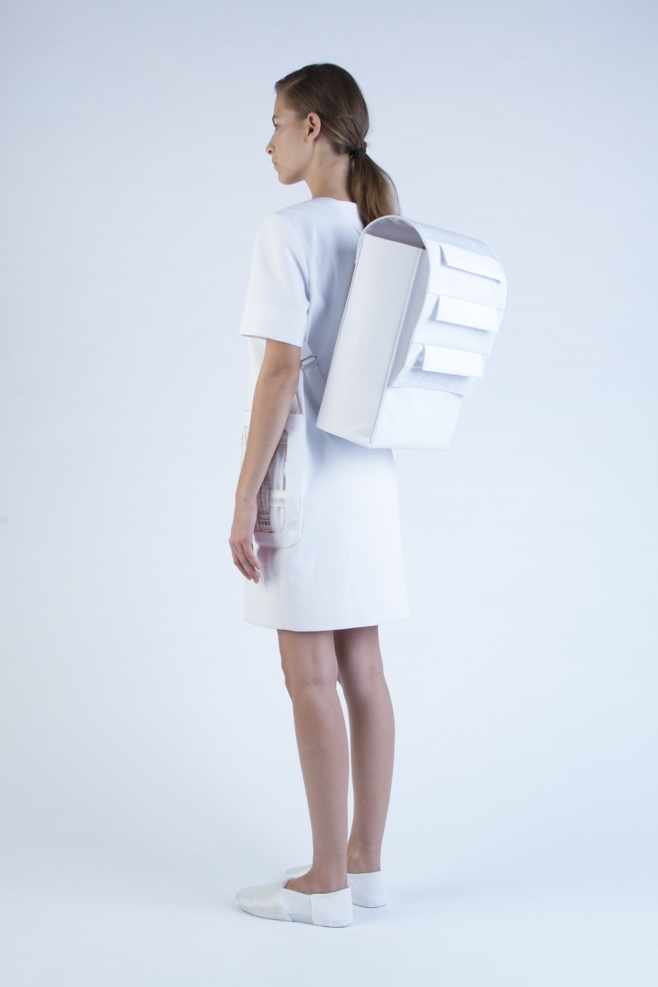 Bori Gyorok-Fashion-Innovative-Future-Visual Atelier 8-3.jpg