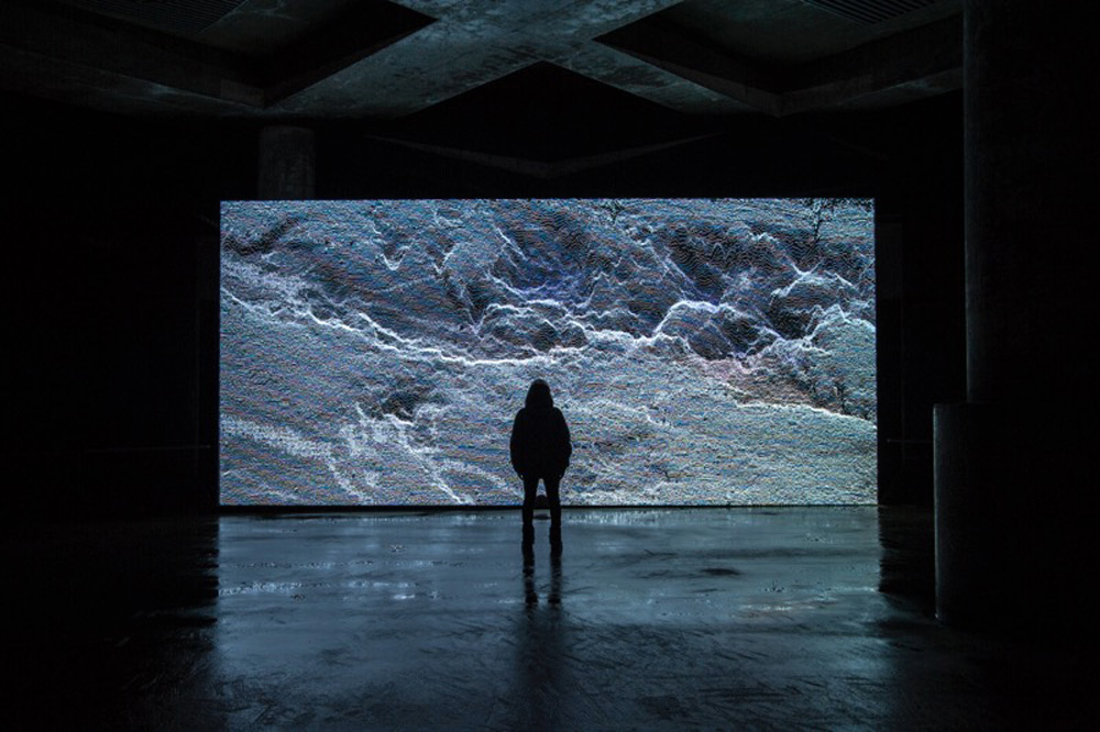 datum, 2016, audiovisual installation / image courtesy of artist, © Norimichi Hirakawa