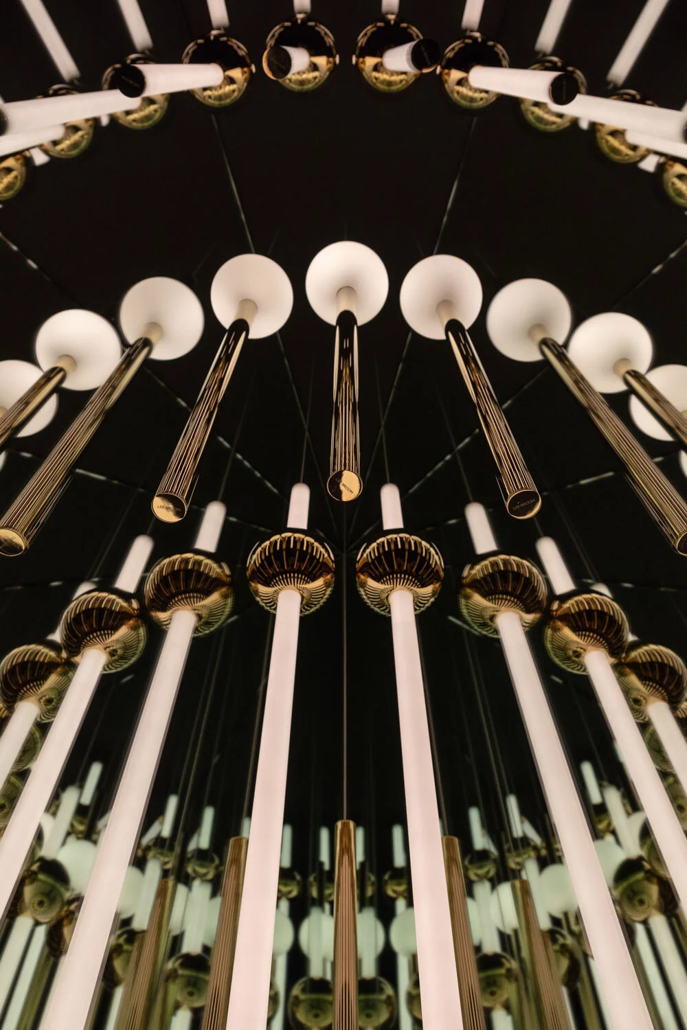 Lee Broom- Kaleidoscopia-Visual Atelier 8-Design-10.jpg
