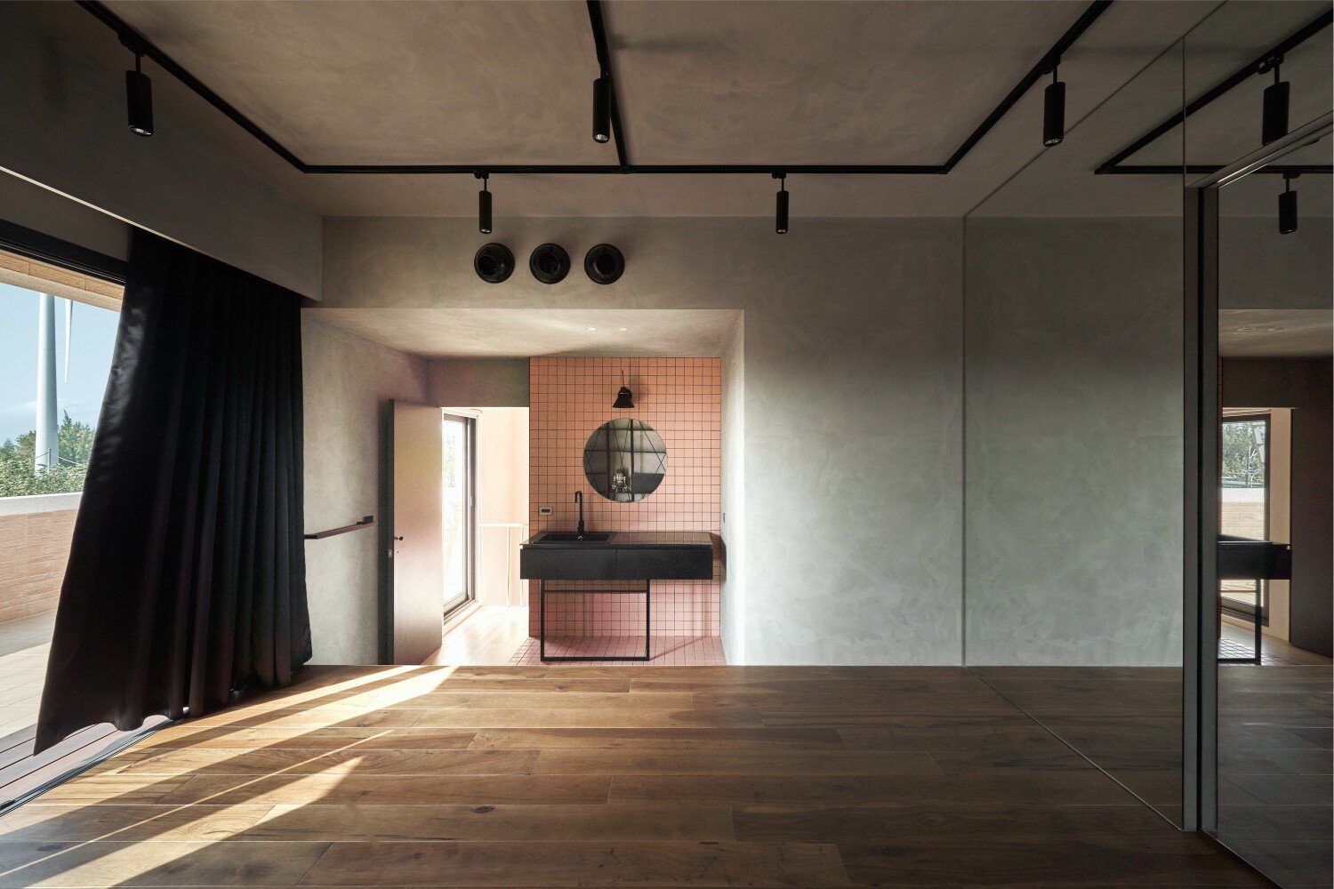 KC-Design-Studio-Visual-Atelier-8-Cats-Pink-House-11.jpg