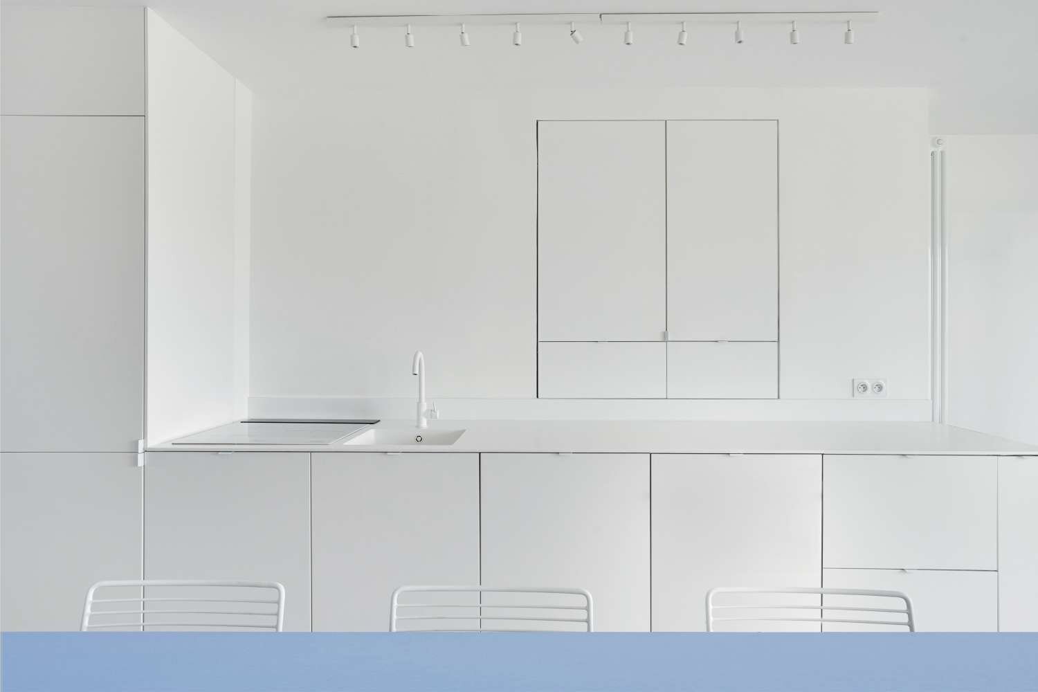 Ubalt-Visual-Atelier-8-18-Juillet-Apartment-3.jpg