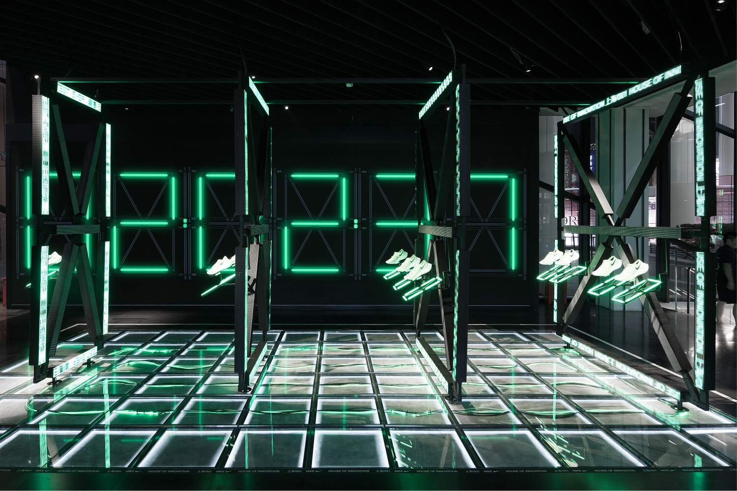 Coordination-Asia-Visual-Atelier-8-Nike-House-of-Innovation-5.jpg