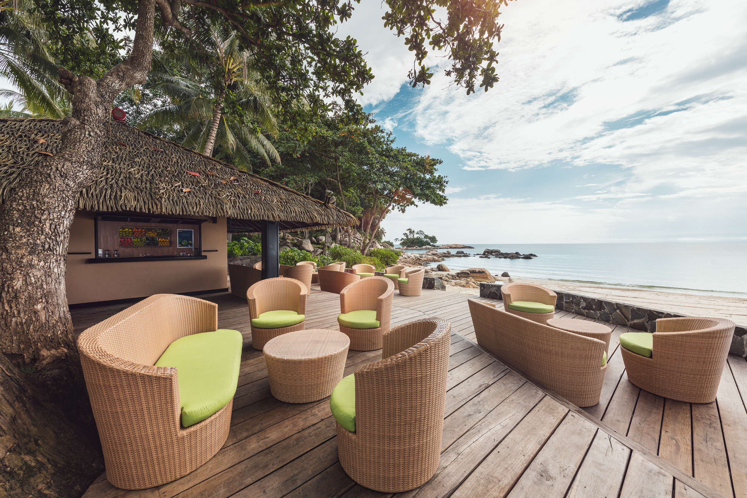 Beach Bar 1.jpg