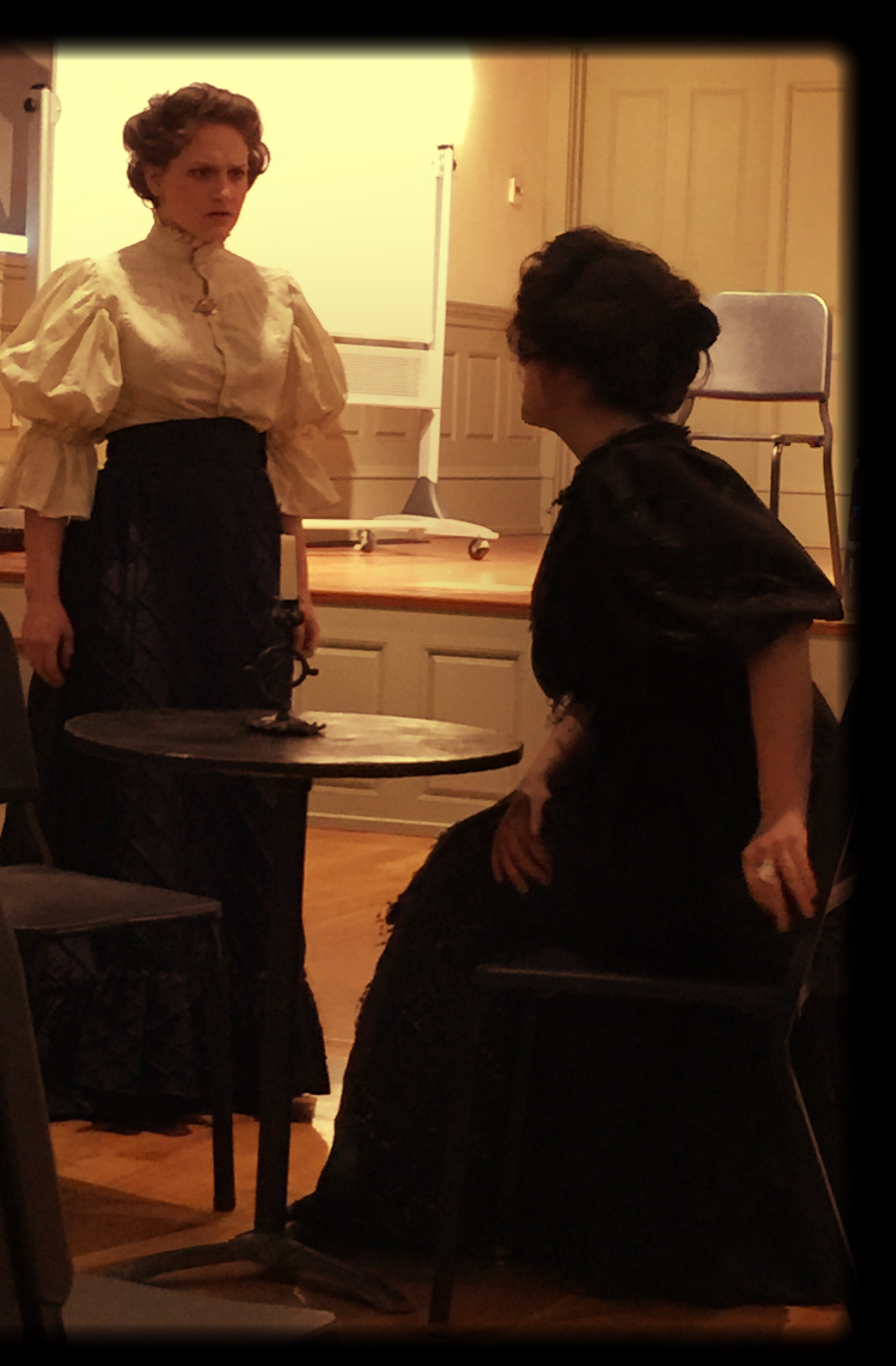 Ann and Isabelle Zeledón performing ACT I Scene 2 of Samuel Barber's Vanessa