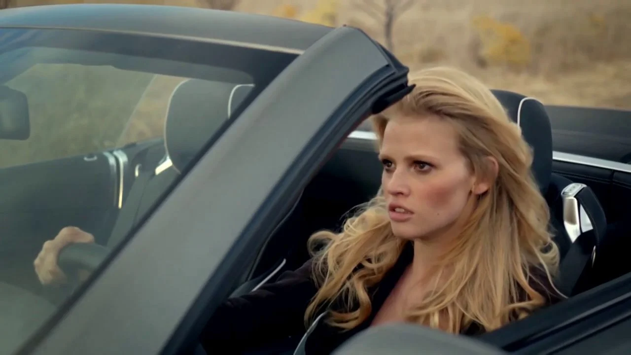 Mercedes Benz // Lara Stone