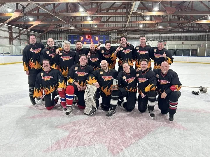 hockey team pic 2026.jpg