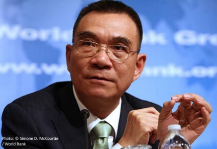 Justin Yifu Lin 林毅夫 Chief Economist World Bank, 2008-2012