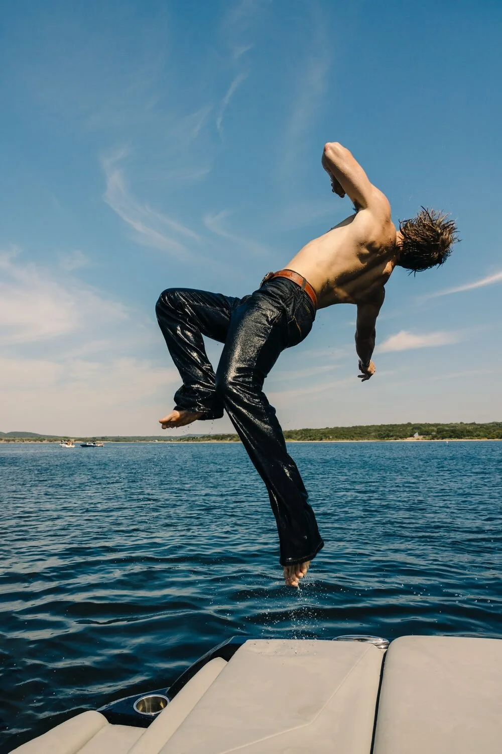 Small JPG-S24_GRP_WEST_WillSaunders_WYRTexas_Shot1_3_002871.jpg